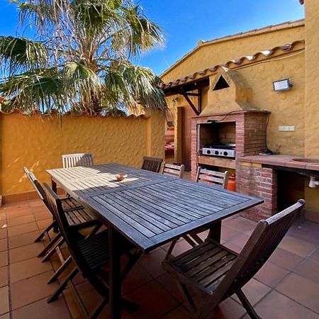 Ampuriahome Villa Hosting 15, Pool & Mooring Empuriabrava Exterior foto
