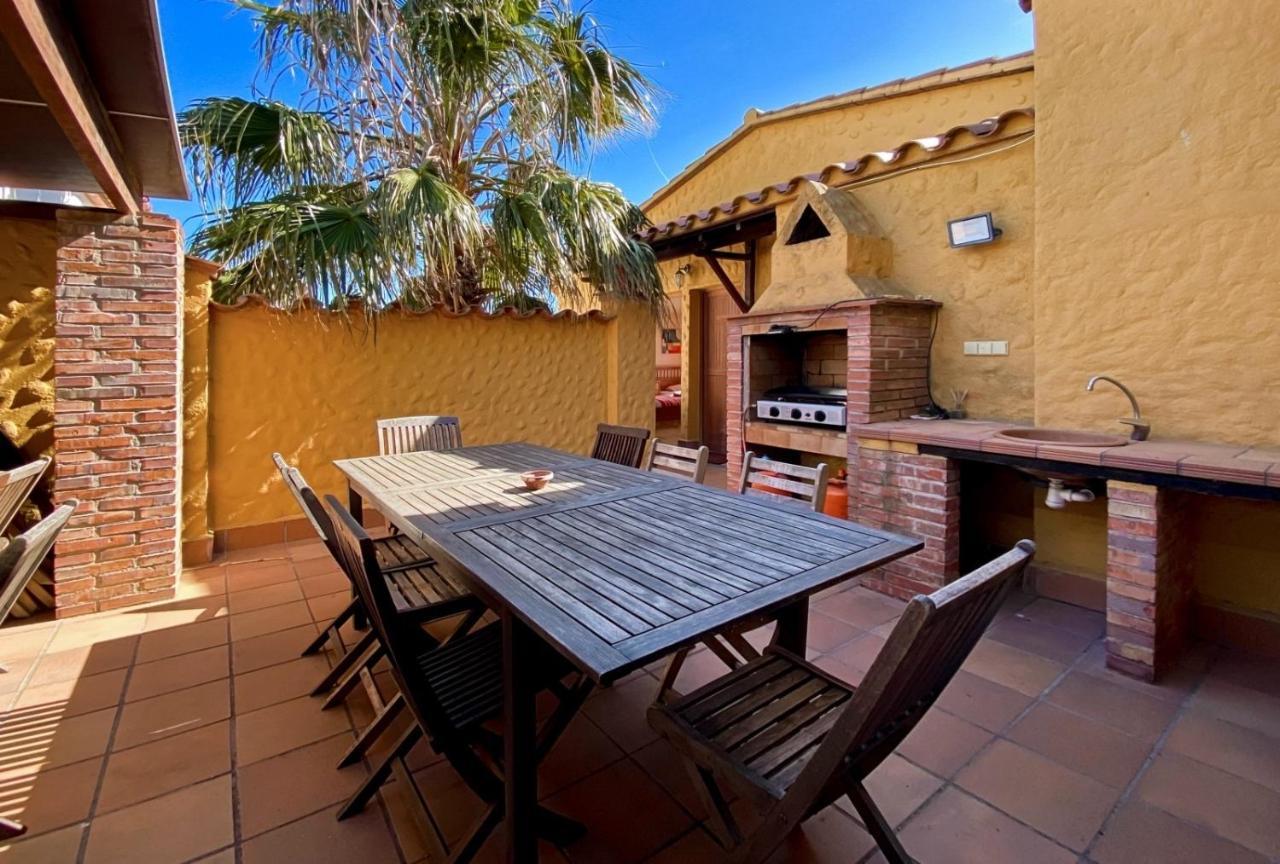 Ampuriahome Villa Hosting 15, Pool & Mooring Empuriabrava Exterior foto